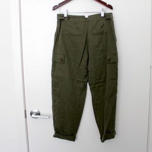 Banana Republic Pants - Banana Republic Green Cargo-Style Pants Banana Republic Pants - Banana Republic Green Cargo-Style Pants